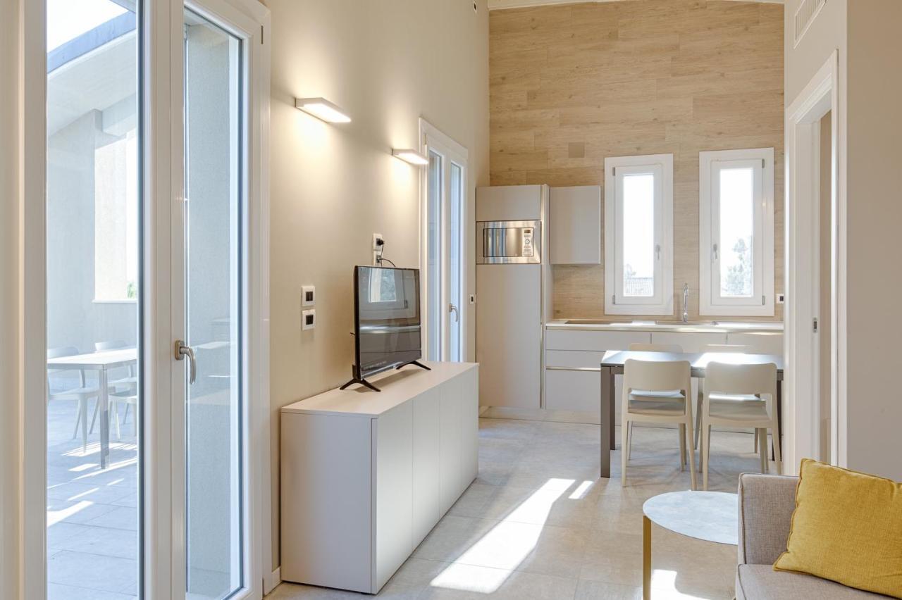 Homingarda - Fine Holiday Apartments Peschiera del Garda Buitenkant foto