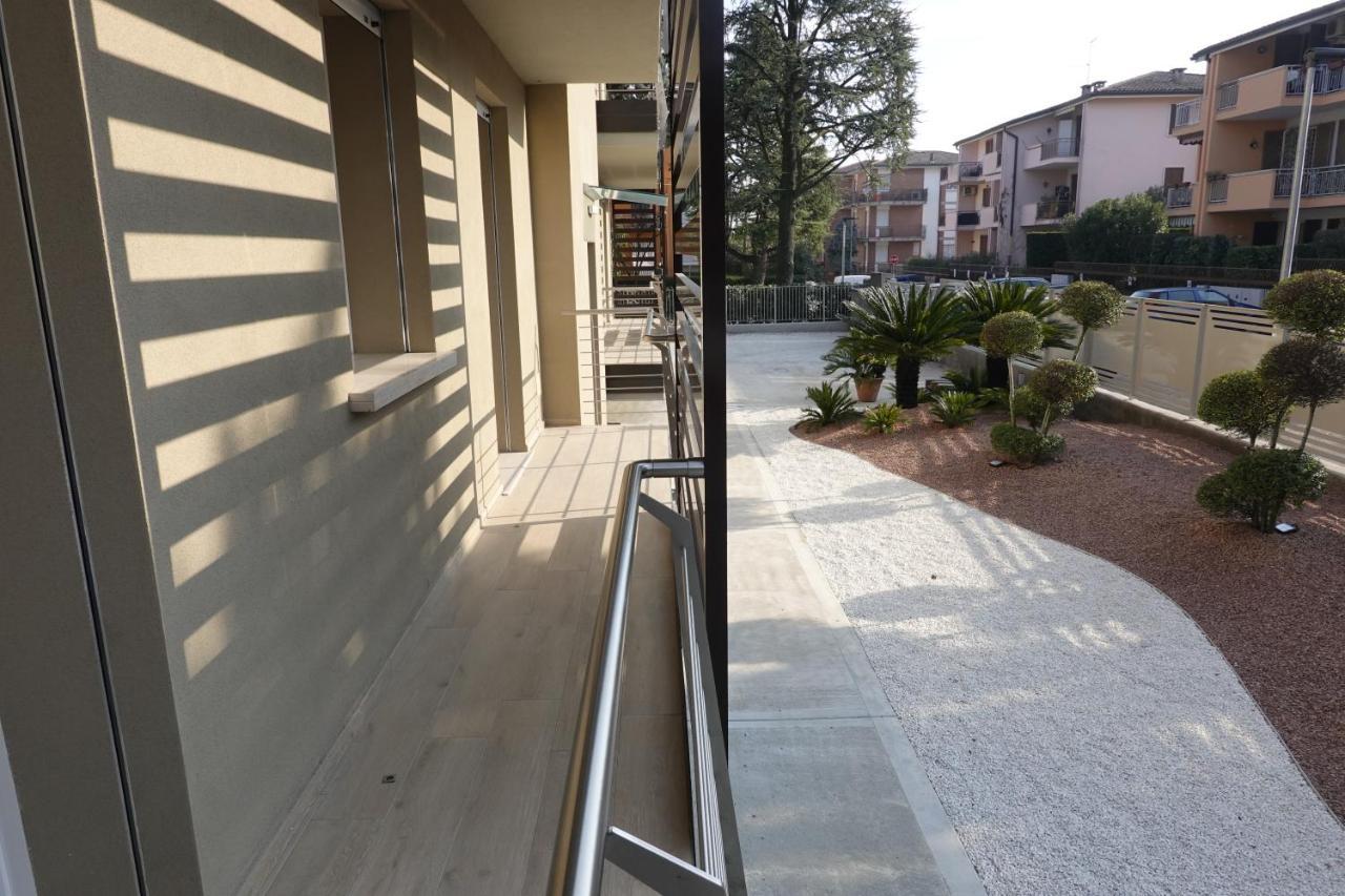 Homingarda - Fine Holiday Apartments Peschiera del Garda Buitenkant foto